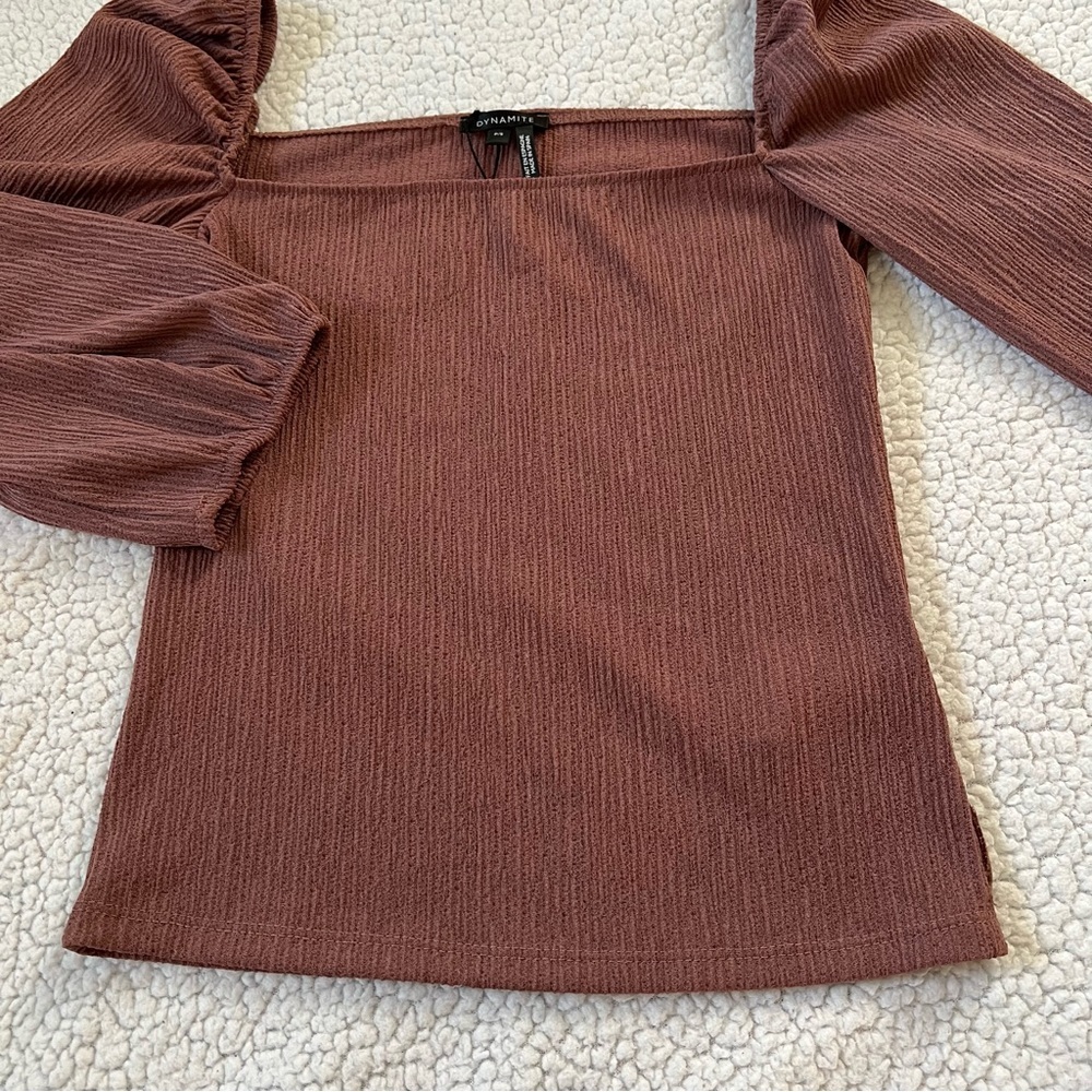 Dynamite Square Neck Puff Sleeve Top - Picture 5 of 9